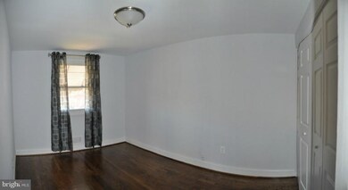 902 Foxridge Ln, Essex, MD 21221 - photo 5