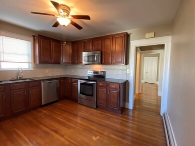 37 Leach St unit 1R, Salem, MA 01970 - photo 5