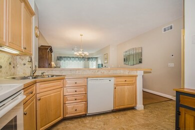 Salem Place Condominiums unit 71, Woburn, MA 01801 - photo 7