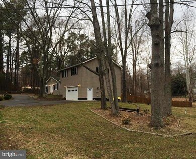 39980 Dockser Dr, Mechanicsville, MD 20659 - photo 2