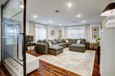 919 Thornton Rd, Houston, TX 77018 - photo 5