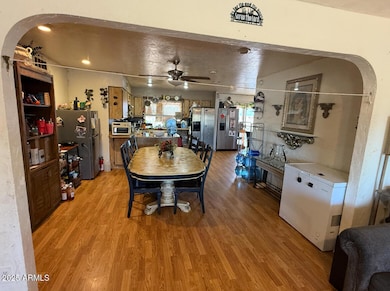 8151 W Westview Dr unit 5, Phoenix, AZ 85033 - photo 6