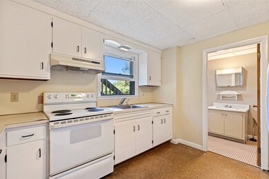 3421 Pawtucket Ave, Riverside, RI 02915 - photo 5