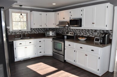 6 Holmes Rd, Saco, ME 04072 - photo 3