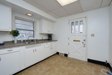 18-web-or-mls-301-w-singer-st