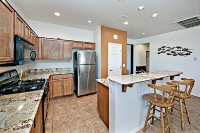 008_Kitchen