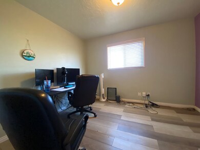 235 S 100 E, Vernal, UT 84078 - photo 4