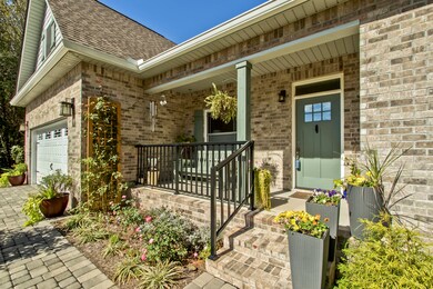 02_UtsestiTrace_161_FrontPorch