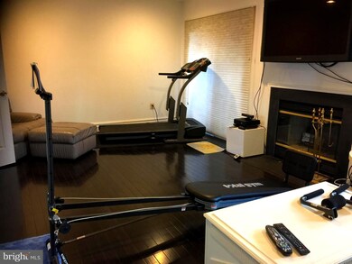 9205 Vanfleet Ct, Laurel, MD 20708 - photo 5