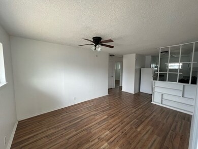 4706 Yellowstone Blvd unit 22, Houston, TX 77021 - photo 2
