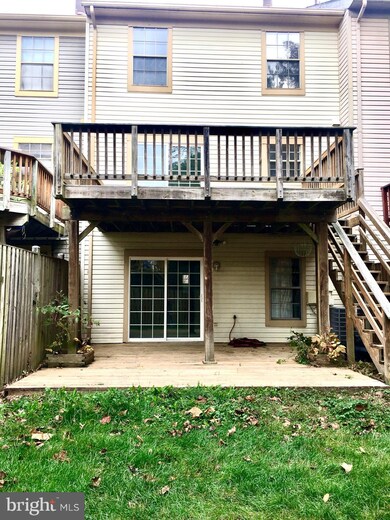 3328 Piney Ridge Ct, Herndon, VA 20171 - photo 6