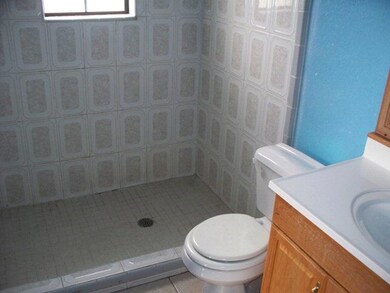 604 S Val Verde Rd, Donna, TX 78537 - photo 2