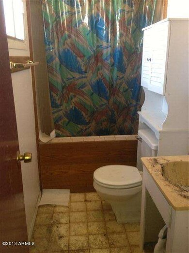 2nd bathroom