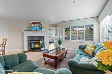 ArrowPoint Living Room