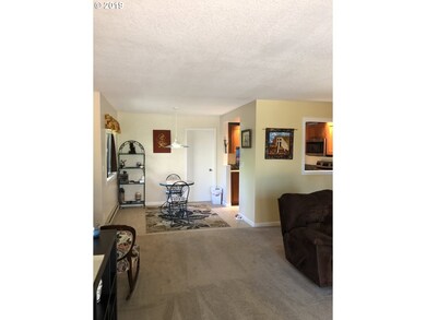 Living Room/Dining Room