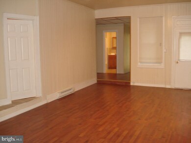 536 S 6th St, Reading, PA 19602 - photo 4