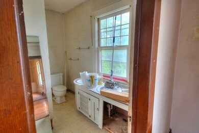 239 Stuart Ave, Stuarts Draft, VA 24477 - photo 7