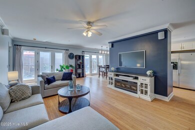 6832MainStreetUnit225-18
