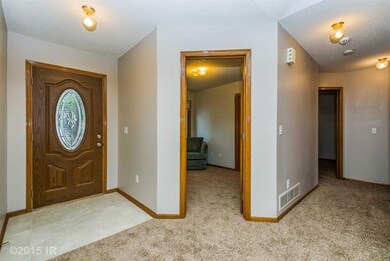 3016 Deerpath Ct, Des Moines, IA 50320 - photo 6