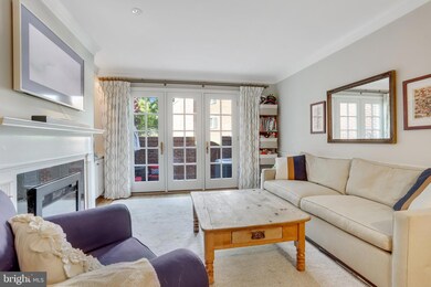 1216 W Abingdon Dr, Alexandria, VA 22314 - photo 4