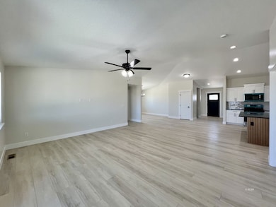 2678 Mesquite Way, Elko, NV 89801 - photo 6