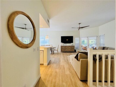 411 NE Plantation Rd unit 526, Stuart, FL 34996 - photo 7