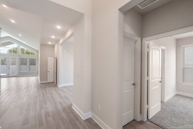 24023 Gavarra, San Antonio, TX 78261 - photo 7