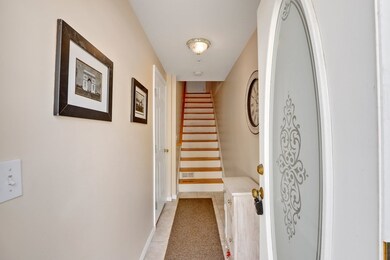 47 Alder St unit 25, Waltham, MA 02453 - photo 4