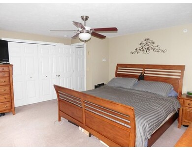 215 Bridle Cross Rd unit 215, Fitchburg, MA 01420 - photo 6