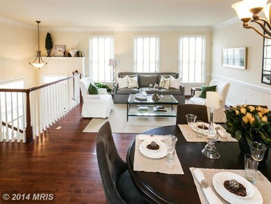 10613 Yorktown Dr, Fairfax, VA 22030 - photo 3