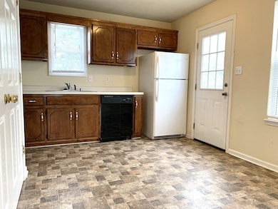 1113 Keith Ave, Oak Grove, KY 42262 - photo 4