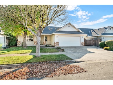 158 Mackin Ave, Eugene, OR 97404 - photo 5