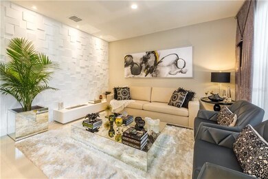 8328 Lookout Pointe Dr, Windermere, FL 34786 - photo 2