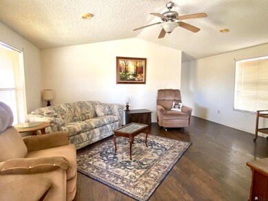 11536 S Bonnie Ave, Yuma, AZ 85367 - photo 4