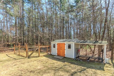 25 Burt St, MerriMacK, NH 03054 - photo 2