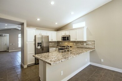 004_Kitchen