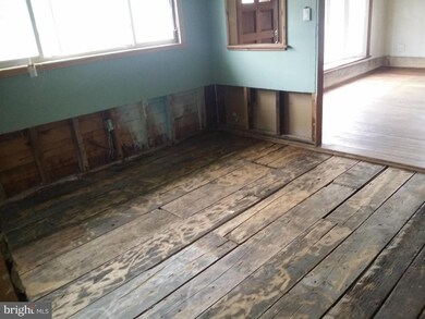 229 Knoxville Rd, Knoxville, MD 21758 - photo 6