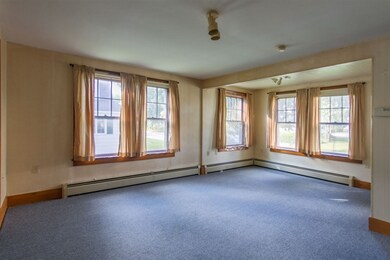 47 School St, Lincoln, NH 03251 - photo 4