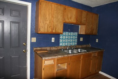 1511 Krau St, Elkhart, IN 46516 - photo 4