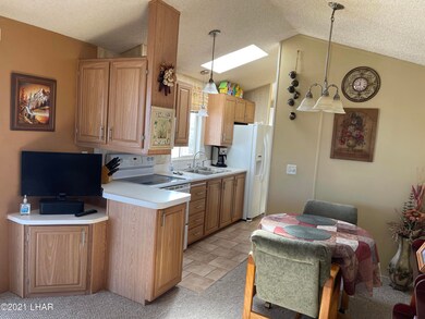 Kitchen/Dining