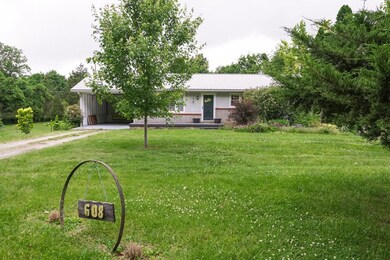 608 E Main St, Cookeville, TN 38506 - photo 2