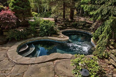 815 Parkview Rd, Moscow, PA 18444 - photo 4