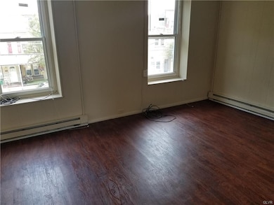 518 N 4th St unit 2, Allentown, PA 18102 - photo 3