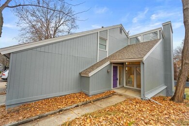 8008 Colony Ln, Lenexa, KS 66215 - photo 3