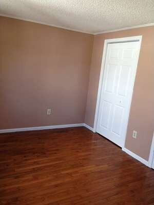 14 Eden St, Chelsea, MA 02150 - photo 5