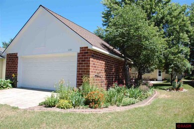 1121 N Jefferson St, New Ulm, MN 56073 - photo 5