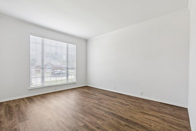 6439 Chester Dr, Frisco, TX 75035 - photo 4