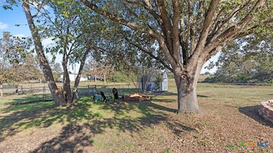 501 Rudeloff Rd, Seguin, TX 78155 - photo 6