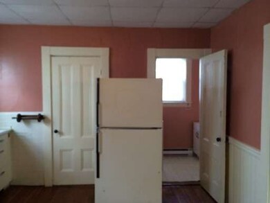 9 Scott St, Woburn, MA 01801 - photo 4