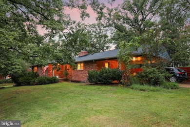 5206 Ninian Ave, Alexandria, VA 22310 - photo 3